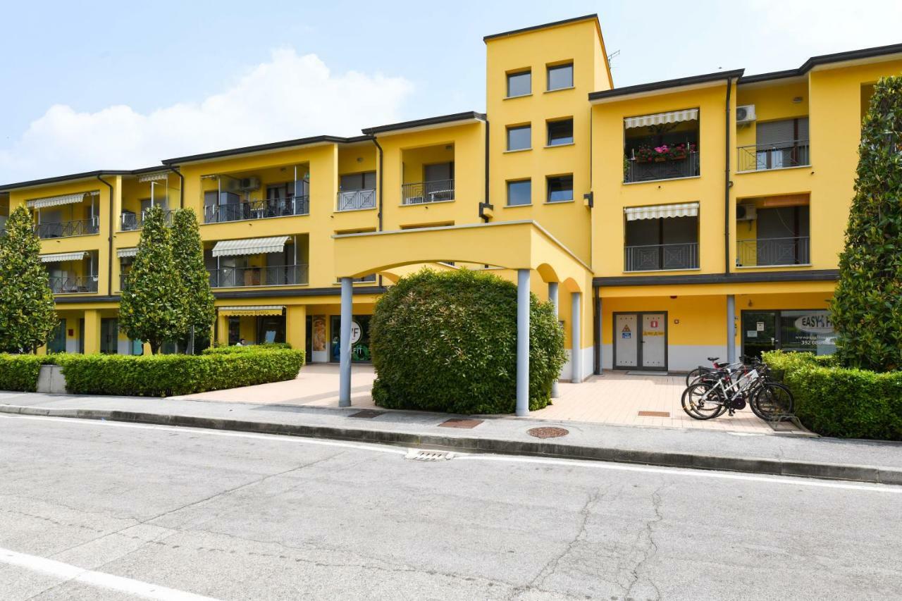 Sarno Apartments Caravaggio Sirmione Zewnętrze zdjęcie