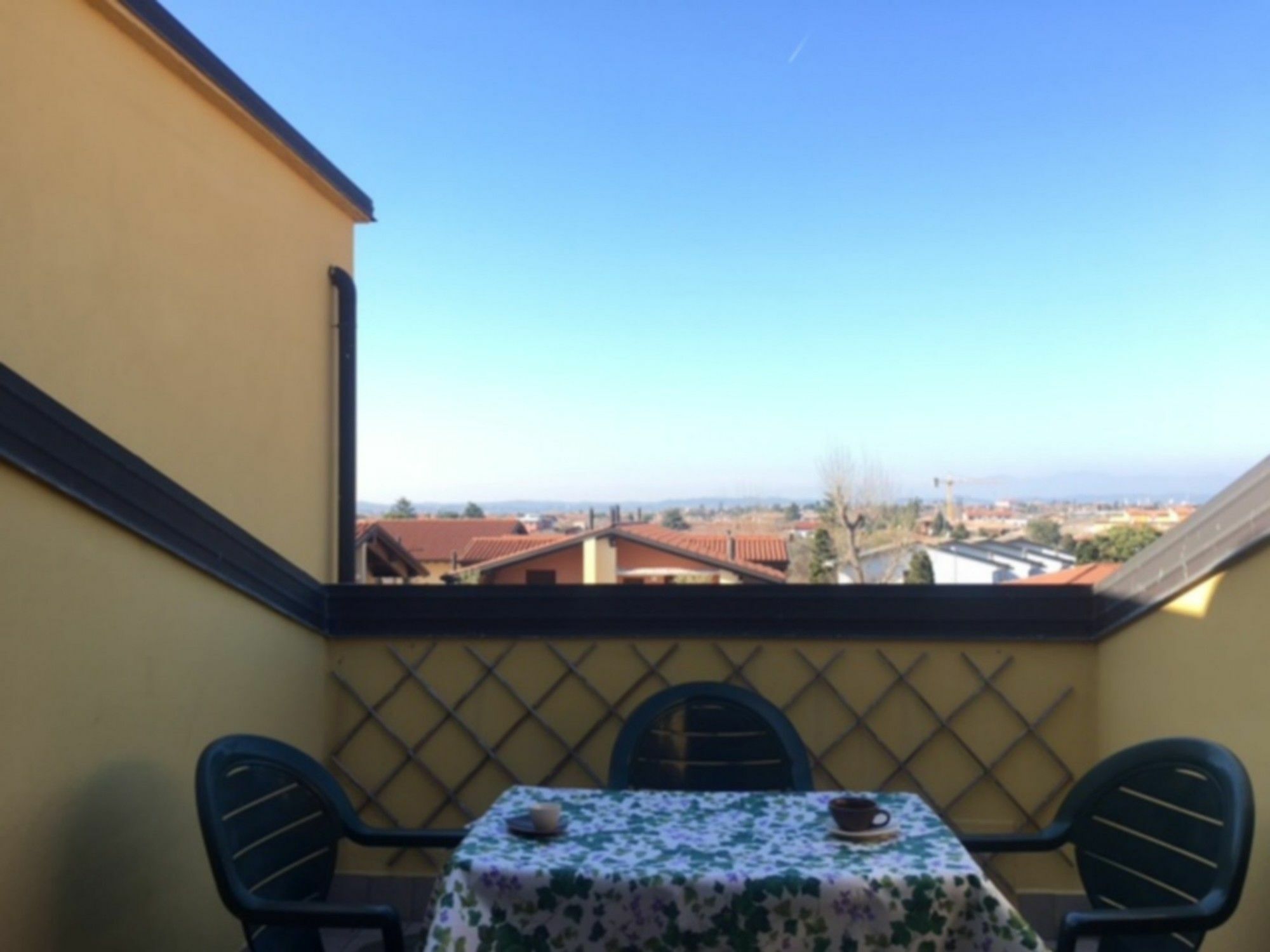 Sarno Apartments Caravaggio Sirmione Zewnętrze zdjęcie